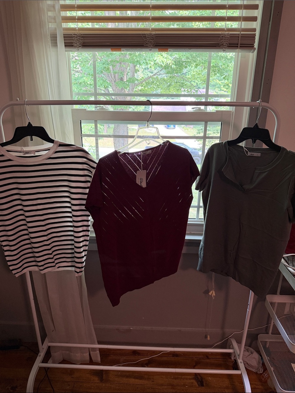 Women’s Amazon tops- large